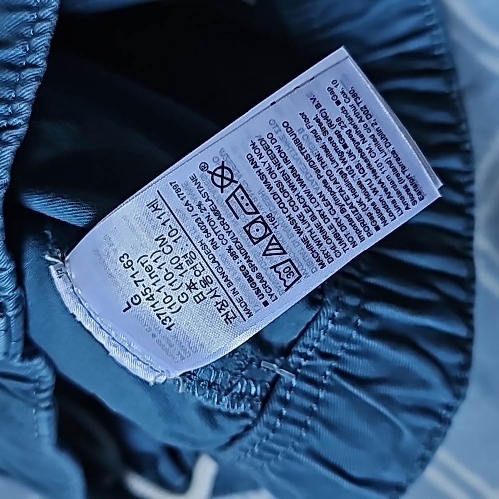 GAP shorts - Picture 4 of 6